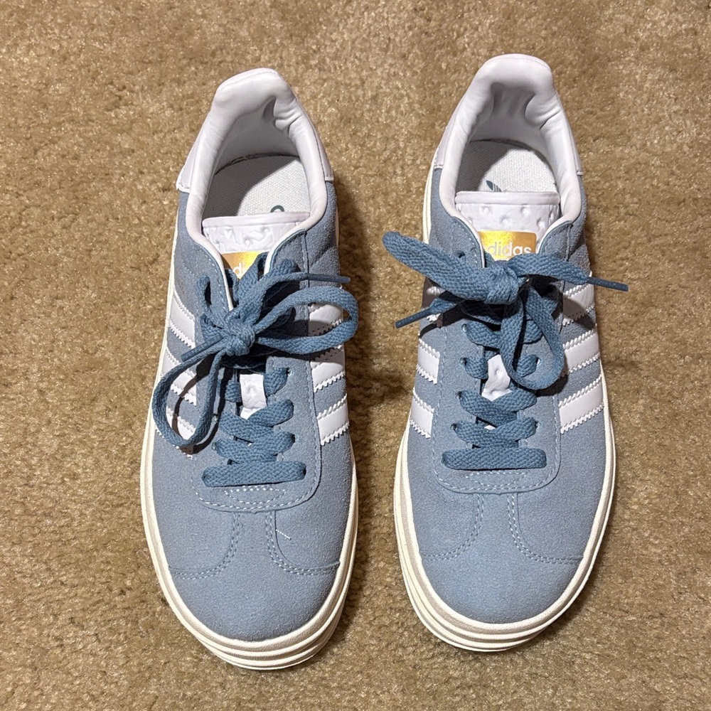 Adidas Men's Light Blue and White Sneakers